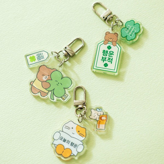 Daiso - Акриловый брелок на удачу